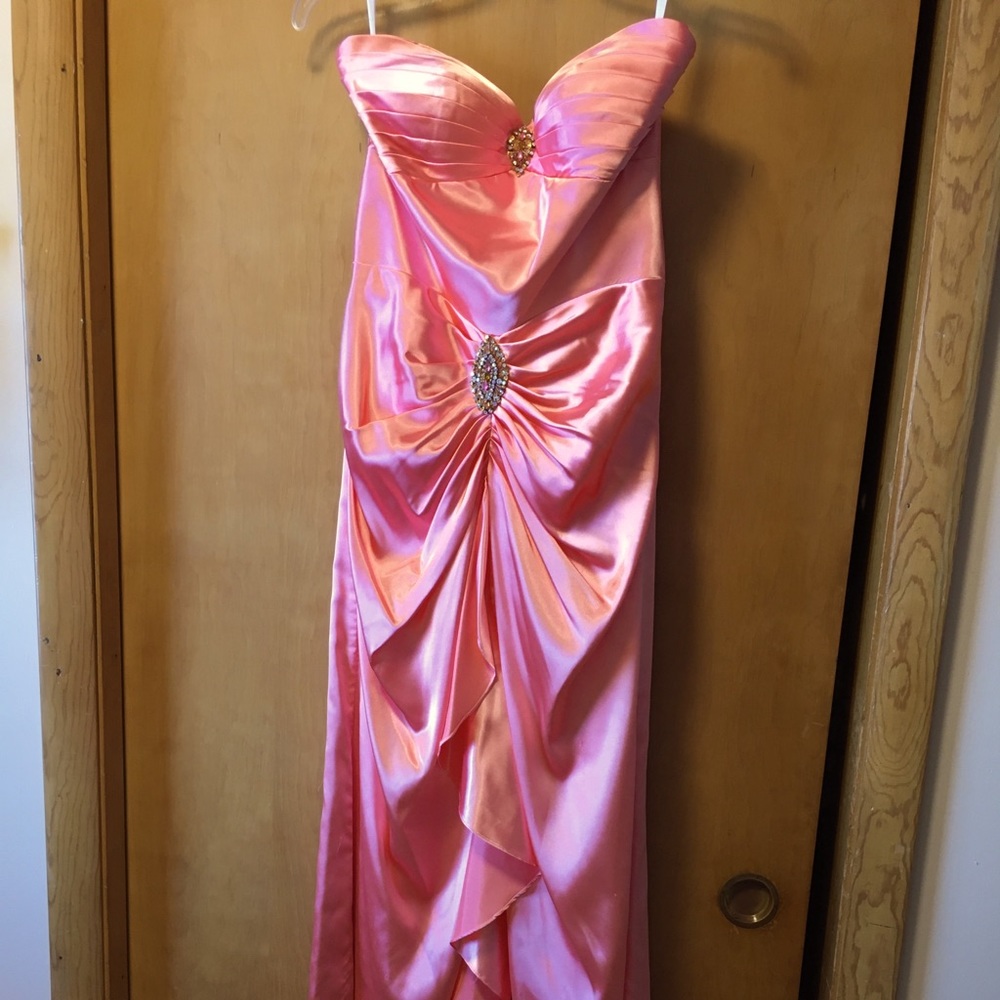 Silk slim fit prom dress